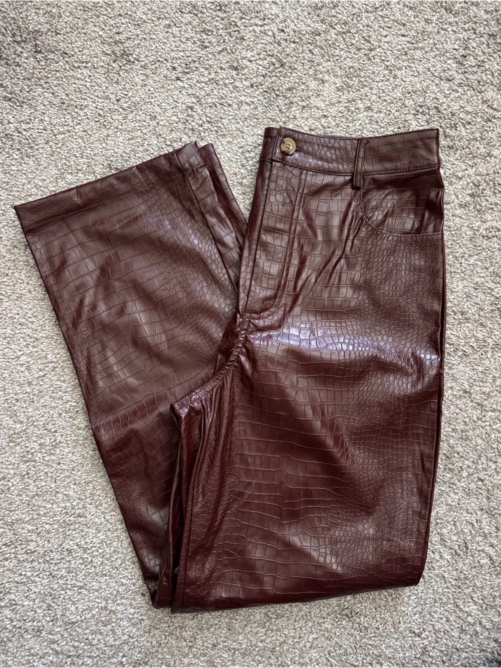 Alya Women's Faux Croc Straight-Leg Pants in Burgundy